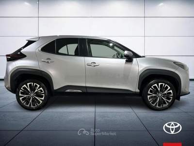 Toyota Yaris Cross 1.5 H Lounge FWD E-CVT Argento usata Brescia