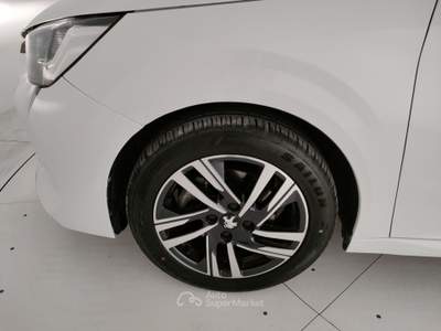 Peugeot 208 208 1.2 puretech allure s&s 100cv eat8 Bianco usata Parma