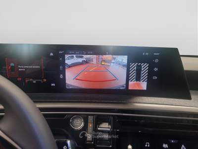 Peugeot 3008 N3008 1.2 hybrid allure 145cv e-dcs6 Bianco usata Varese