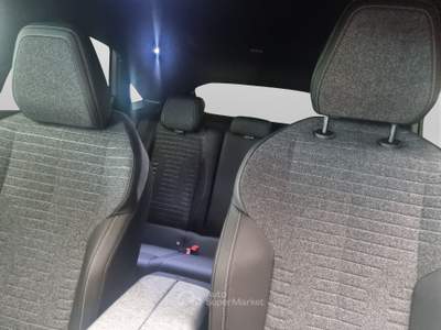 Peugeot 3008 N3008 1.2 hybrid allure 145cv e-dcs6 Bianco usata Varese