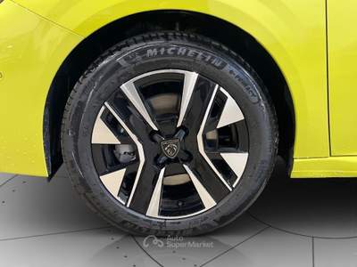 Peugeot 208 1.2 hybrid 100cv allure e-dcs6 Giallo usata Verona