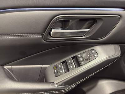 Nissan Qashqai  1.3 mhev n-connecta 2wd 140cv Grigio usata Firenze
