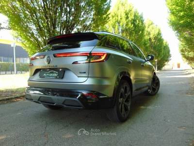 Renault Austral Austral Full Hybrid E-Tech 200 CV Iconic Esprit Alpine Nero usata Sant'Ilario d'Enza