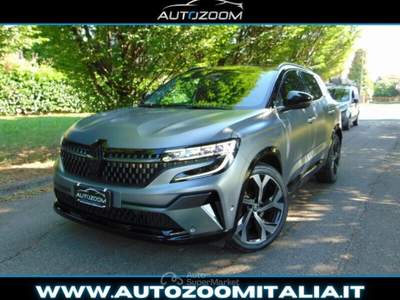 Renault Austral Austral Full Hybrid E-Tech 200 CV Iconic Esprit Alpine Nero usata Sant'Ilario d'Enza