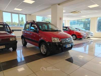 Fiat Panda Panda 1.2 Climbing Natural Power Rosso usata MONTE URANO