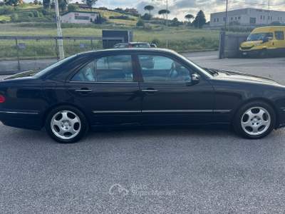 Mercedes-Benz Classe E Kompressor EVO Avantgarde *ISCRITTA ASI* Blu/Azzurro usata Mentana