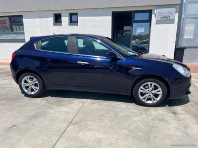 Alfa Romeo Giulietta Giulietta 1.6 JTDm-2 105 CV Distinctive Blu/Azzurro usata Mesagne