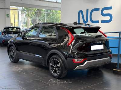 Kia Niro Niro 1.6 GDi DCT HEV Business NEOPATENTATI Nero usata Milano