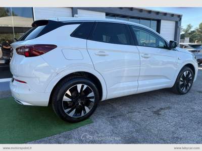 Opel Grandland Grandland 1.5 D Ecotec aut. Bus. El. Bianco usata Mesagne