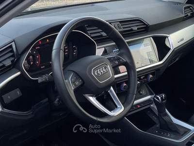 Audi Q3 35 TDI S tronic Business Advanced Nero usata Casarano