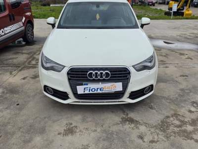 Audi A1 1.6 TDI F.AP. Attraction Bianco usata Crotone