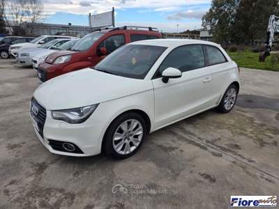 Audi A1 1.6 TDI F.AP. Attraction Bianco usata Crotone