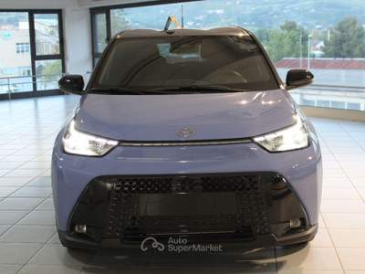 Toyota Aygo X AYGOX HYBRID ICON Blu/Azzurro usata Potenza
