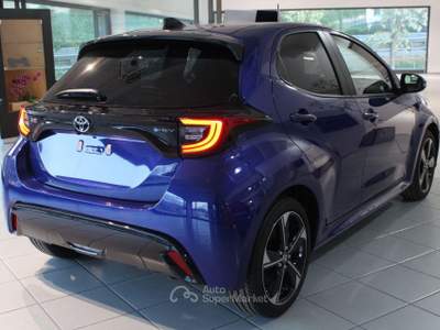 Toyota Yaris 1.5 Hybrid 5p. Lounge Blu/Azzurro usata Potenza