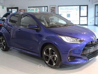 Toyota Yaris 1.5 Hybrid 5p. Lounge Blu/Azzurro usata Potenza