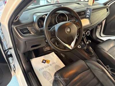 Alfa Romeo Giulietta 1.6 JTDm TCT 120 CV Super Bianco usata Andria