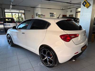 Alfa Romeo Giulietta 1.6 JTDm TCT 120 CV Super Bianco usata Andria