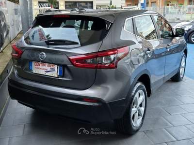 Nissan Qashqai 1.5 dCi 115 CV DCT N-Connecta Grigio usata Villaricca