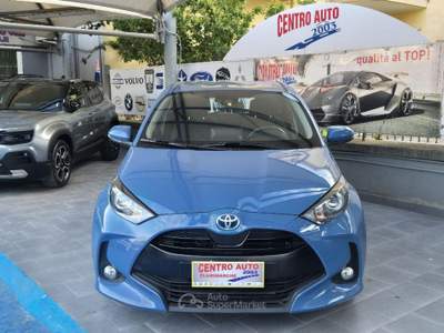 Toyota Yaris 1.5 Hybrid 5 porte Lounge Blu/Azzurro usata Villaricca
