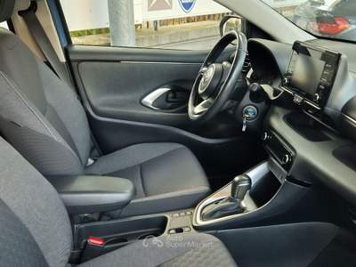 Toyota Yaris 1.5 Hybrid 5 porte Lounge Blu/Azzurro usata Villaricca