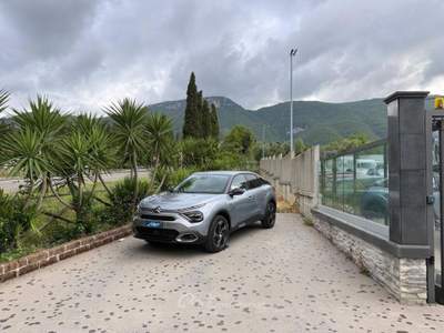 Citroen C4 PureTech 130 S&S EAT8 Shine usata Campagna