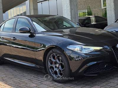 Alfa Romeo Giulia  2.2 Turbodiesel 150 CV AT8 Super Nero usata Venafro