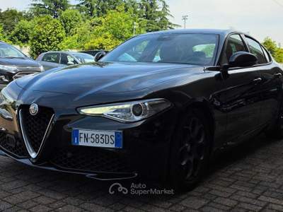 Alfa Romeo Giulia  2.2 Turbodiesel 150 CV AT8 Super Nero usata Venafro