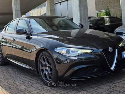 Alfa Romeo Giulia  2.2 Turbodiesel 150 CV AT8 Super Nero usata Venafro