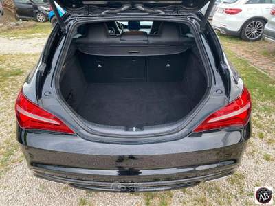 Mercedes-Benz CLA CLA 220 d Aut. Shooting Brake Sport Nero usata Latina