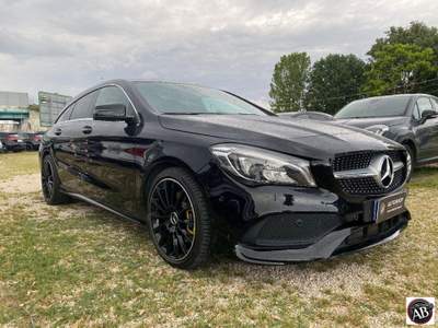 Mercedes-Benz CLA CLA 220 d Aut. Shooting Brake Sport Nero usata Latina