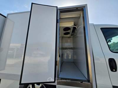 Fiat Doblò DOBLO' WORK-UP 1.6 MJT 105CV CASSA FRIGO FRCX-20 Bianco usata Maruggio