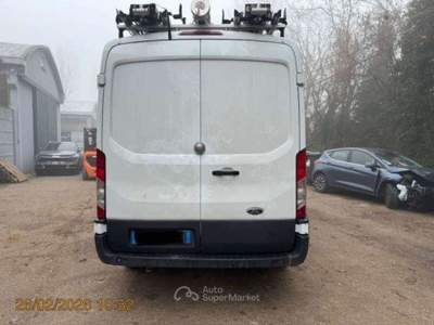 Ford Transit L2H2 130CV 2.0TDCI ECO 4x4 awd - FT929AC Bianco usata Basiliano