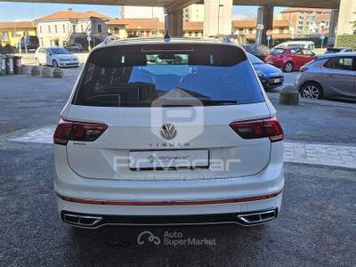 Volkswagen Tiguan VOLKSWAGEN Tiguan 1.5 TSI 150 CV DSG ACT R-Line Bianco usata Moncalieri