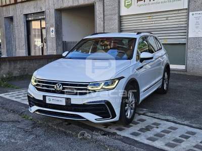 Volkswagen Tiguan VOLKSWAGEN Tiguan 1.5 TSI 150 CV DSG ACT R-Line Bianco usata Moncalieri