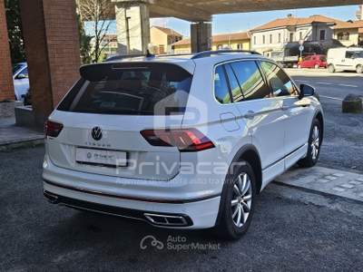 Volkswagen Tiguan VOLKSWAGEN Tiguan 1.5 TSI 150 CV DSG ACT R-Line Bianco usata Moncalieri