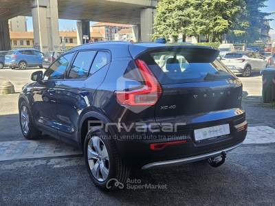 Volvo XC40 VOLVO XC40 D3 Geartronic Momentum Pro Blu/Azzurro usata Moncalieri