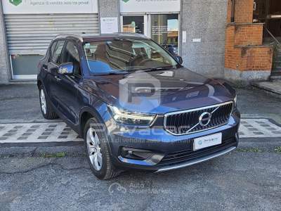 Volvo XC40 VOLVO XC40 D3 Geartronic Momentum Pro Blu/Azzurro usata Moncalieri