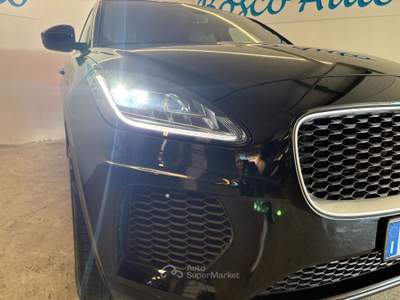 Jaguar E-Pace 2.0d i4 R-Dynamic awd 150cv auto my19 Nero usata Borgo San Dalmazzo