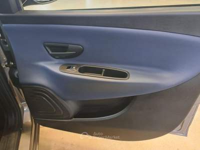 Lancia Ypsilon 1.0 FireFly 5 porte S&S Hybrid Grigio usata Piazzola sul Brenta