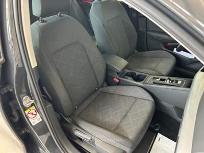 Volkswagen Golf 1.0 eTSI EVO DSG Life Grigio usata Piazzola sul Brenta