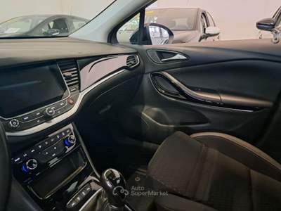 Opel Astra 1.6 CDTi 110CV COSMO Nero usata Piazzola sul Brenta