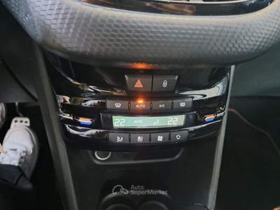 Peugeot 2008 100 GT Line Grigio usata Piazzola sul Brenta