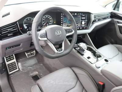 Volkswagen Touareg 3.0 V6 TDI SCR 286 cv. R-Line Final Edition Grigio usata Monteforte Irpino