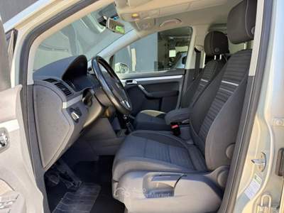 Volkswagen Touran 2.0 TDI 140 CV ***HÄNDLER*** Argento usata Chiusa