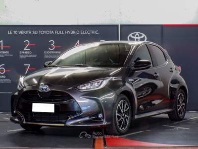 Toyota Yaris 2020 1.5h 116 cv Lounge e-cvt Grigio usata Saint-Christophe