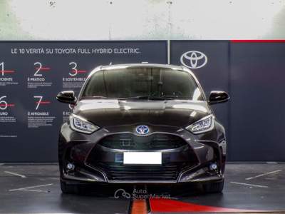 Toyota Yaris 2020 1.5h 116 cv Lounge e-cvt Grigio usata Saint-Christophe