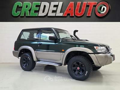 Nissan Patrol GR Nissa Patrol GR Y61 Luxury TETTO APRIBILE - Automatica Verde usata Caino