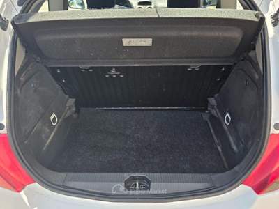Opel Corsa 1.2 80CV 3 porte GPL-TECH Club Bianco usata Città di Castello