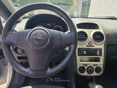 Opel Corsa 1.2 80CV 3 porte GPL-TECH Club Bianco usata Città di Castello
