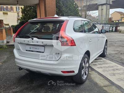 Volvo XC60 VOLVO XC60 D3 Momentum Bianco usata Moncalieri